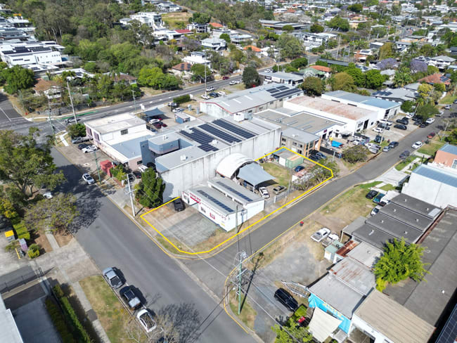 52-54 Taylor Street Bulimba QLD 4171 52-54 Taylor Street Bulimba QLD 4171