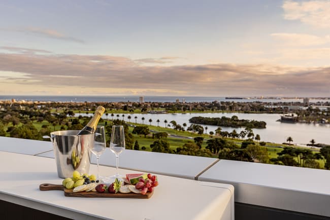 Entire Penthouse Floor/452 St Kilda Road Melbourne VIC 3004 Entire Penthouse Floor/452 St Kilda Road Melbourne VIC 3004