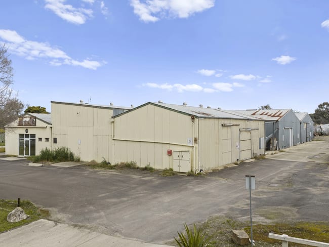 33 Gillies Street Benalla VIC 3672 33 Gillies Street Benalla VIC 3672