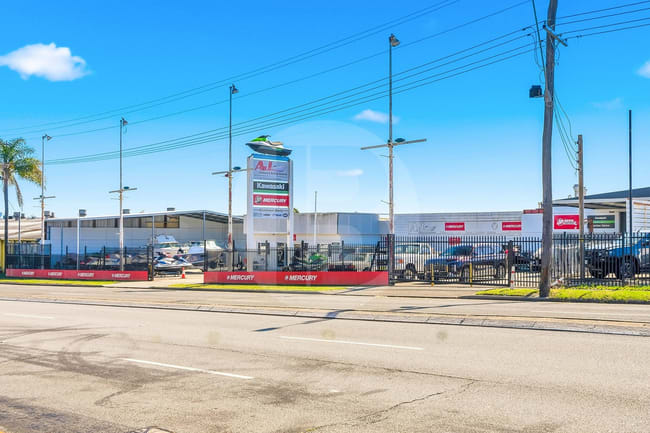 734 WOODVILLE ROAD Fairfield East NSW 2165