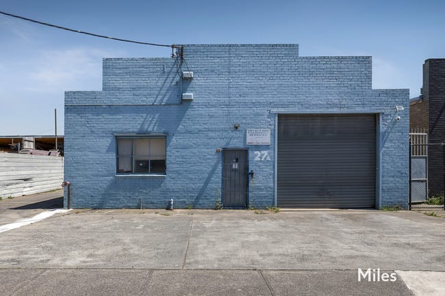 27 Mologa Road Heidelberg West VIC 3081 27 Mologa Road Heidelberg West VIC 3081