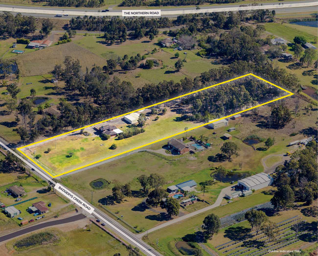 62 Badgerys Creek Road Bradfield NSW 2556 62 Badgerys Creek Road Bradfield NSW 2556