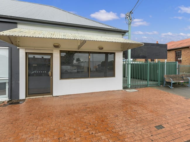 38 Station Street Weston NSW 2326