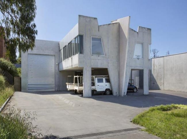 Units 1 & 2, 13 Candlebark Court Research VIC 3095 Units 1 & 2, 13 Candlebark Court Research VIC 3095
