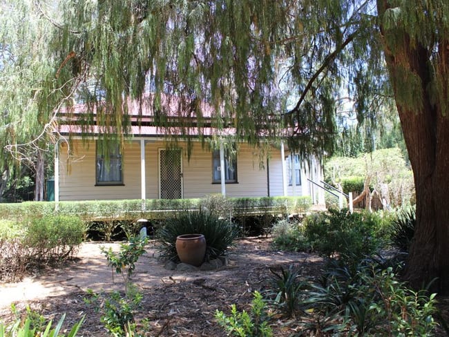Cottage/344 Ramsay Street Middle Ridge QLD 4350 Cottage/344 Ramsay Street Middle Ridge QLD 4350