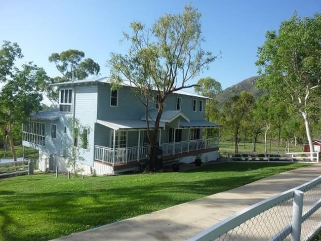 199 Chisholm Trail Oak Valley QLD 4811