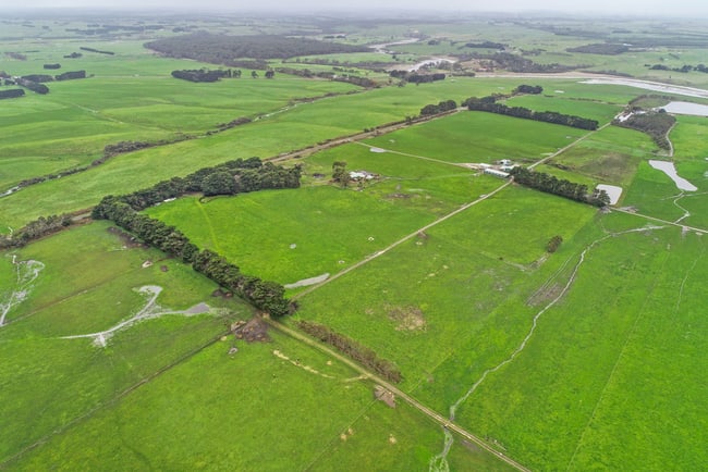 188 Callaghans Road Nirranda South VIC 3268 188 Callaghans Road Nirranda South VIC 3268