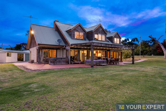 70 Langley Road Cranbourne South VIC 3977 70 Langley Road Cranbourne South VIC 3977