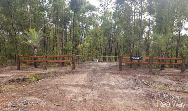 590 Maude Hill Road Deepwater QLD 4674 590 Maude Hill Road Deepwater QLD 4674