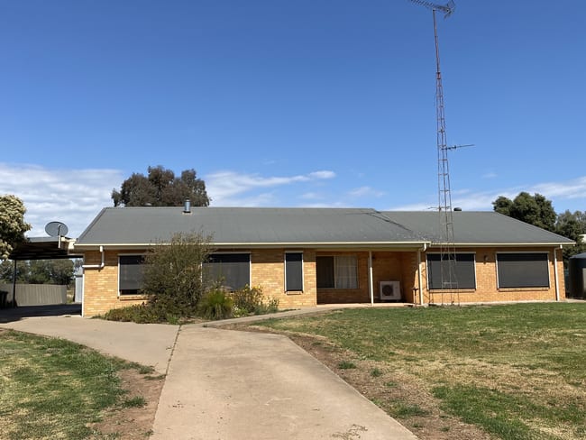 395 Apostle Yard Road Leeton NSW 2705 395 Apostle Yard Road Leeton NSW 2705