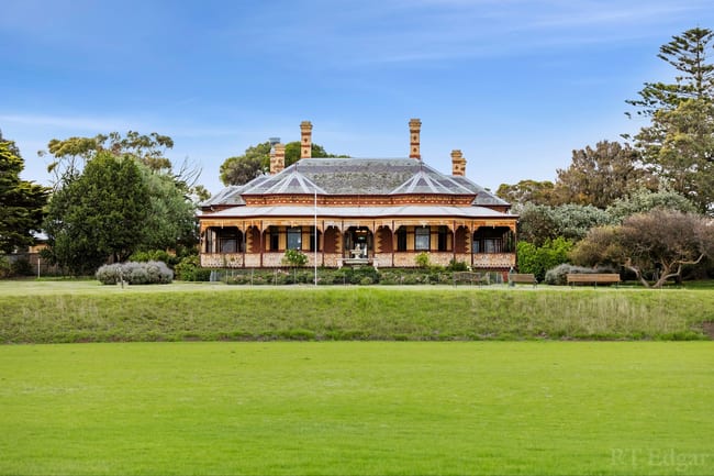 2135 Bellarine Highway Point Lonsdale VIC 3225