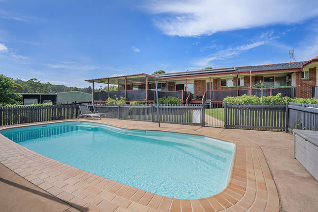 14 Warrigal Close Brandy Hill NSW 2324