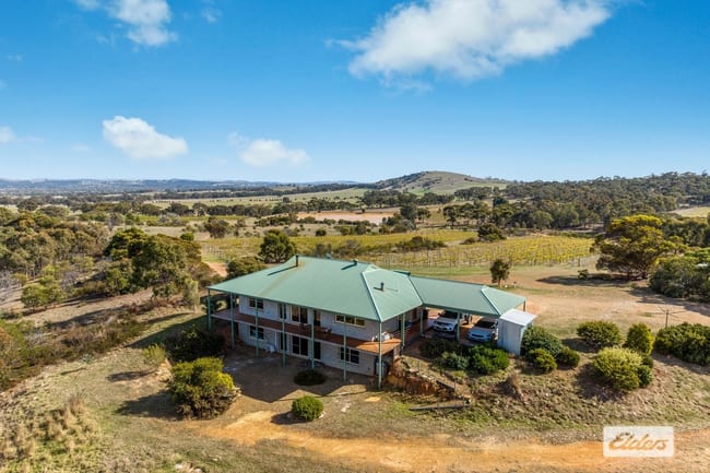 114 Degraves Road Crowlands VIC 3377 114 Degraves Road Crowlands VIC 3377