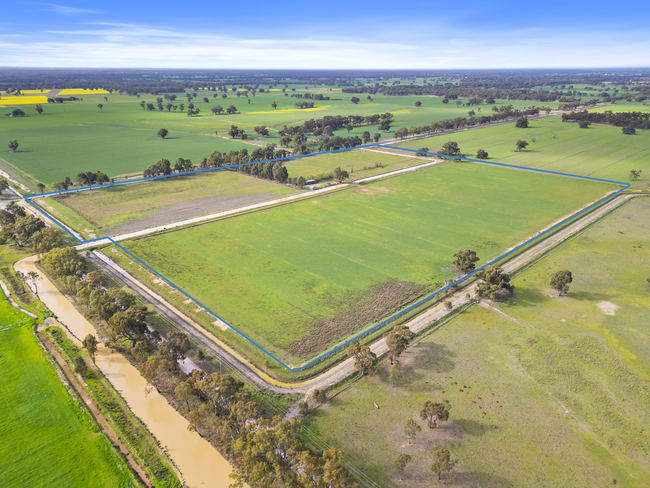 930 Bearii East Road Strathmerton VIC 3641 930 Bearii East Road Strathmerton VIC 3641