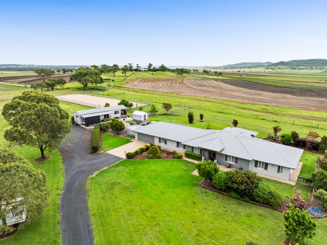 113 Blackwell Road Westbrook QLD 4350 113 Blackwell Road Westbrook QLD 4350