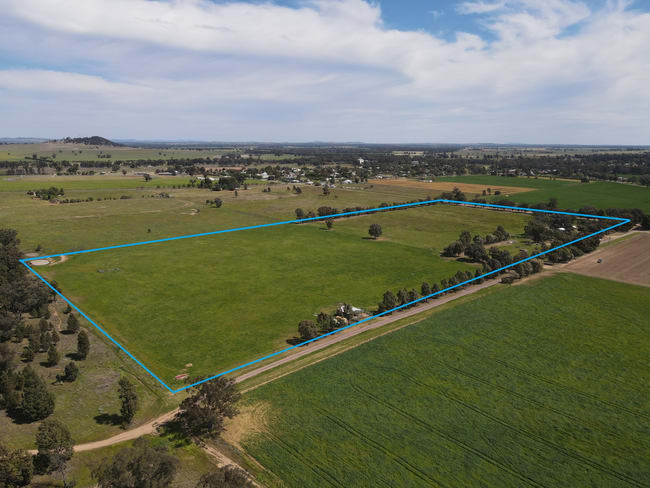 54 Hillview Lane Eugowra NSW 2806 54 Hillview Lane Eugowra NSW 2806