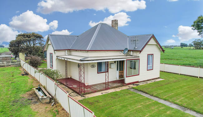 2710 Great Ocean Road Nirranda South VIC 3268 2710 Great Ocean Road Nirranda South VIC 3268