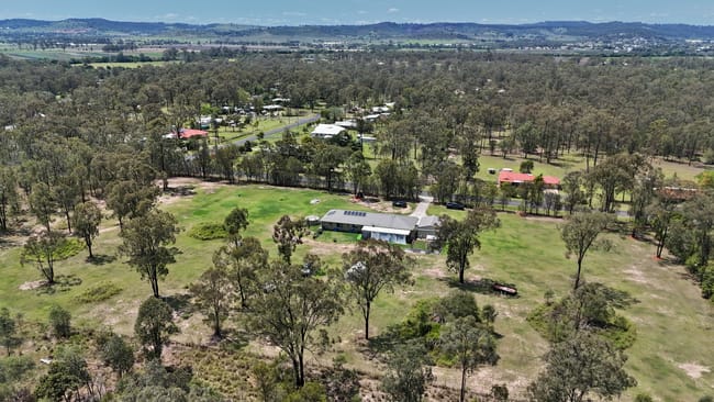 20 Burgess Rd Laidley Heights QLD 4341 20 Burgess Rd Laidley Heights QLD 4341