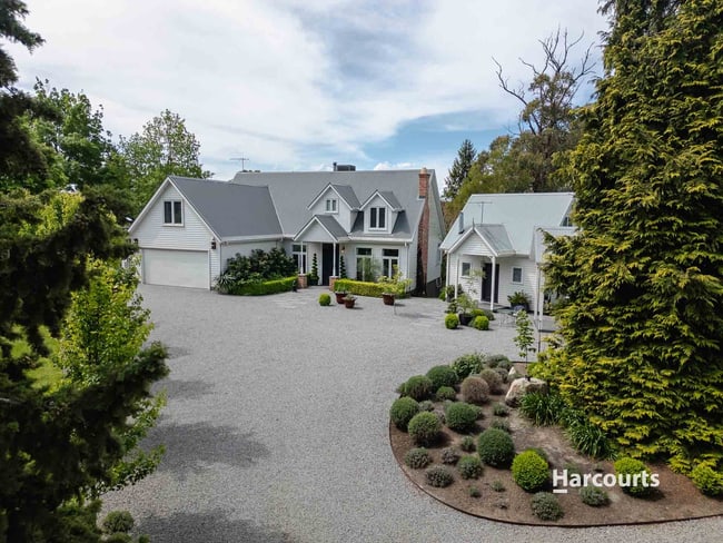 380 Mt Eirene Road Gembrook VIC 3783 380 Mt Eirene Road Gembrook VIC 3783