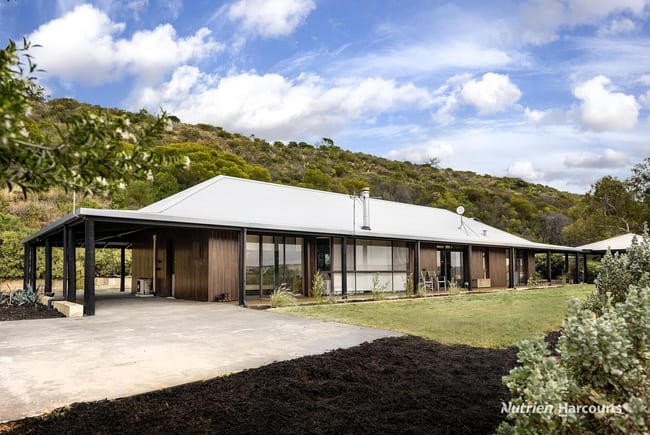 1443 Company Road Greenough WA 6532