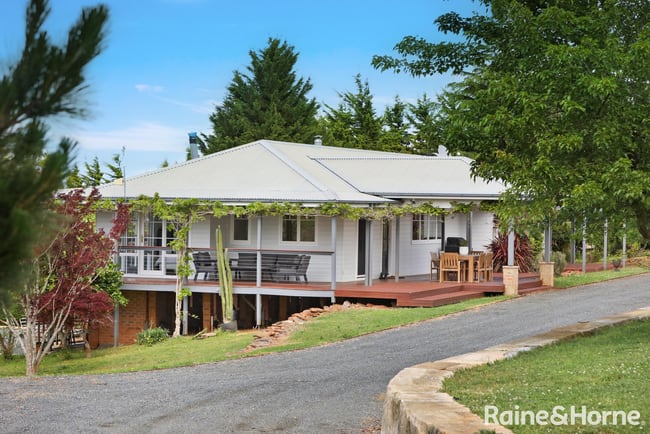 1310 Caoura Road Tallong NSW 2579 1310 Caoura Road Tallong NSW 2579