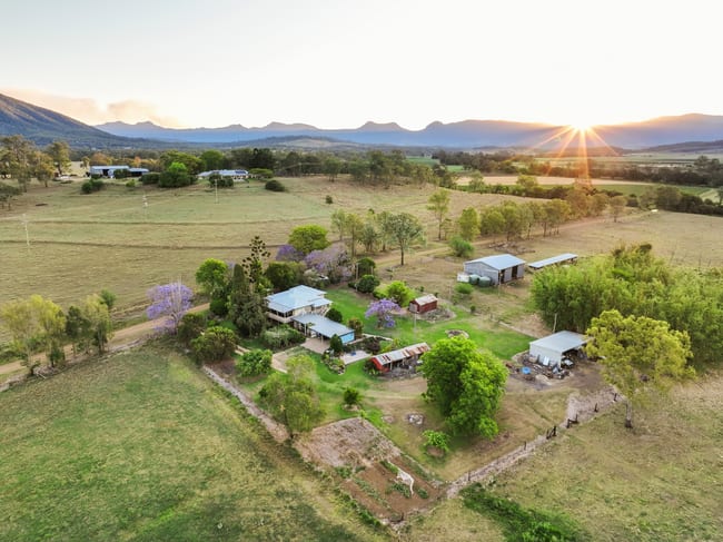 110 East Stallman Road Aratula QLD 4309 110 East Stallman Road Aratula QLD 4309