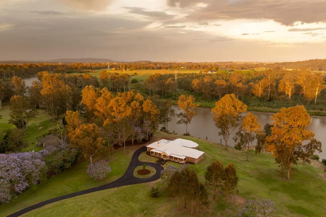 60 Avonmore Street Moggill QLD 4070