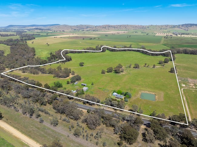 'Wharree' 5097 Olympic HWY Koorawatha NSW 2807 'Wharree' 5097 Olympic HWY Koorawatha NSW 2807