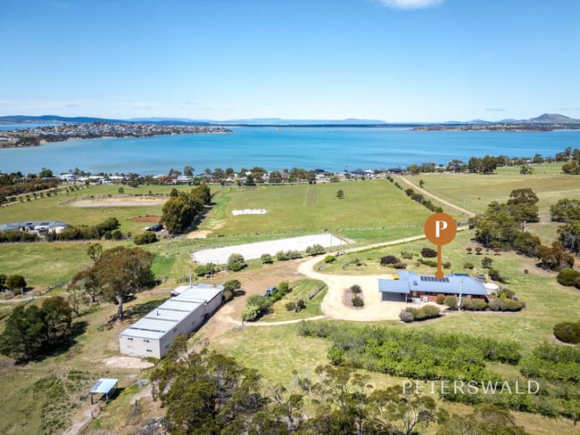434 Shark Point Road Penna TAS 7171