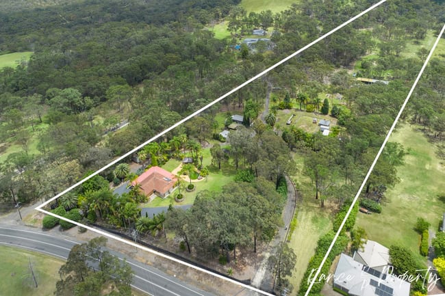 242 Pitt Town Road Kenthurst NSW 2156 242 Pitt Town Road Kenthurst NSW 2156