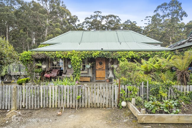 250 Hastings Bay Esplanade Hastings TAS 7109 250 Hastings Bay Esplanade Hastings TAS 7109
