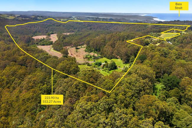 165 Hiders Access Road Yuulong VIC 3237 165 Hiders Access Road Yuulong VIC 3237