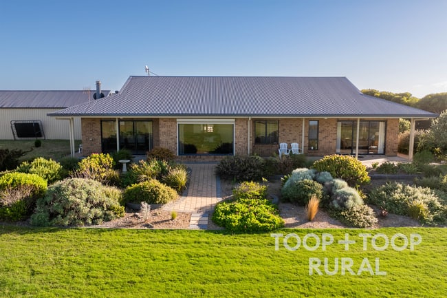 248 Bongalong Road Hindmarsh Island SA 5214