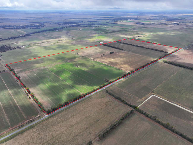 437 Pyramid - Yarraberb Road Calivil VIC 3573