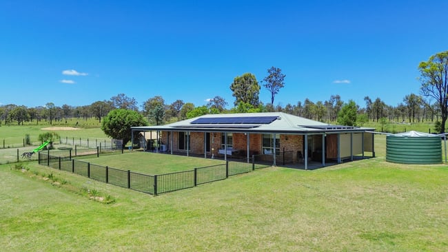 98 Orchard Road Loch Lomond QLD 4370