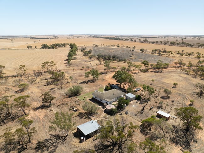 21302 Cumminin Road Bruce Rock WA 6418 21302 Cumminin Road Bruce Rock WA 6418