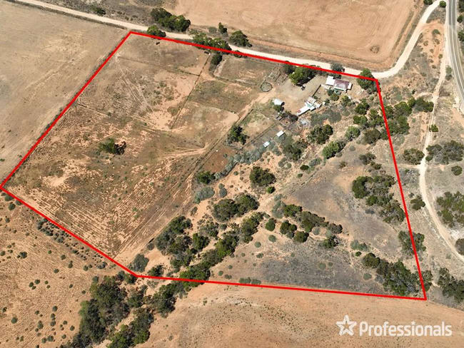 17 Jackman Road Bright SA 5381 17 Jackman Road Bright SA 5381