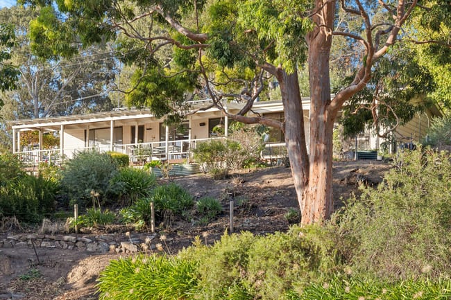 18 Connors Lane Mclaren Flat SA 5171 18 Connors Lane Mclaren Flat SA 5171