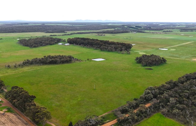 327 Lilydale Road Youngs Siding WA 6330 327 Lilydale Road Youngs Siding WA 6330