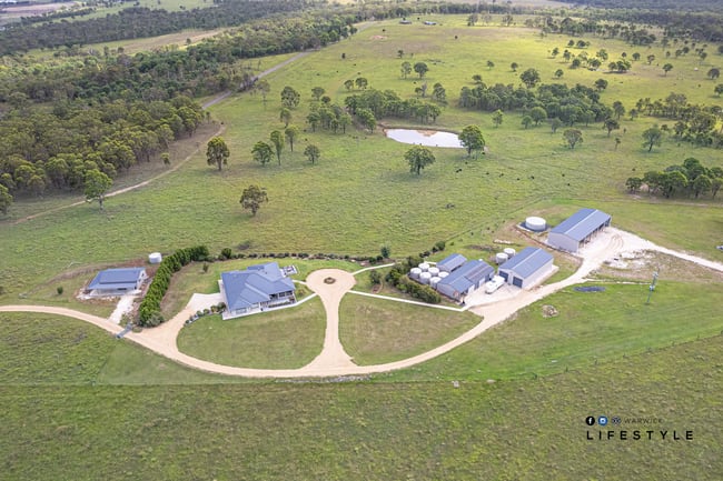 90 Cobons Road Loch Lomond QLD 4370