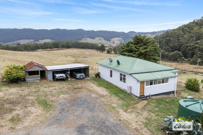 144 Dennis Road Gunns Plains TAS 7315 144 Dennis Road Gunns Plains TAS 7315