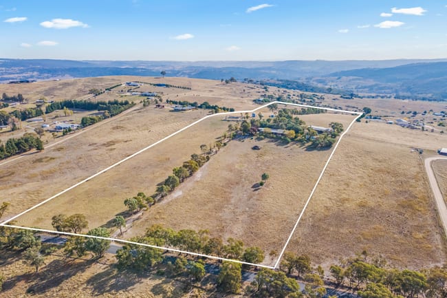 133 Willow Tree Lane Mount Rankin NSW 2795 133 Willow Tree Lane Mount Rankin NSW 2795