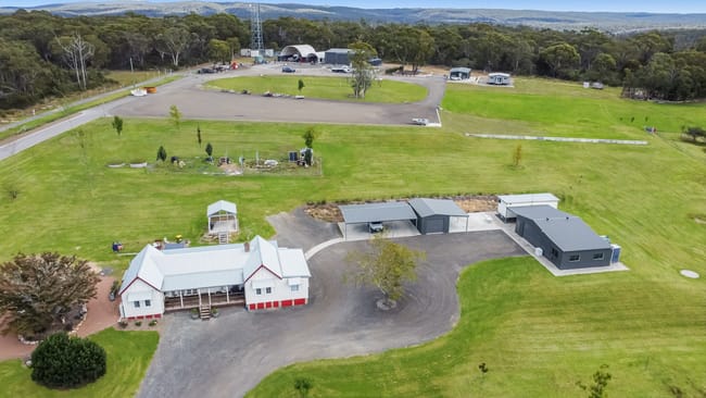 180 Old Hume Highway Yerrinbool NSW 2575 180 Old Hume Highway Yerrinbool NSW 2575