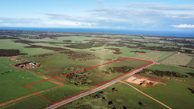 125 Loxton Drive Bookara WA 6525 125 Loxton Drive Bookara WA 6525