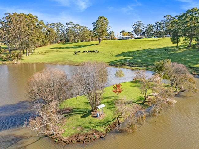 456 Redman Road Scotsdale WA 6333