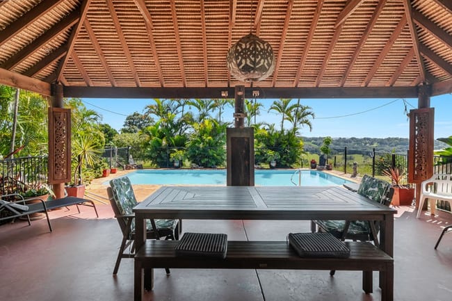 876 Tamarind Drive Tintenbar NSW 2478 876 Tamarind Drive Tintenbar NSW 2478
