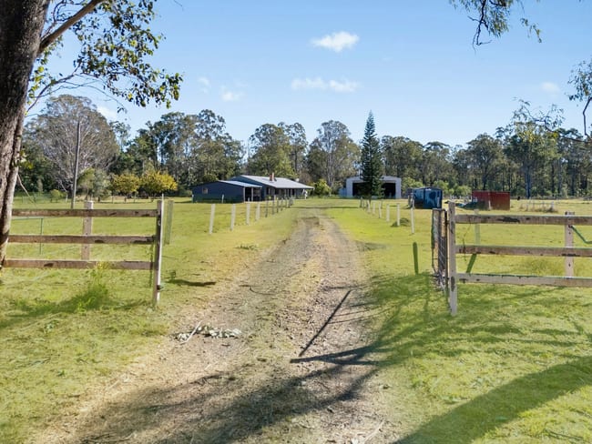 2675 Lake Moogerah Road Mount Edwards QLD 4309 2675 Lake Moogerah Road Mount Edwards QLD 4309