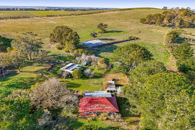 105 Mount Wallace-Ballark Road Mount Wallace VIC 3342