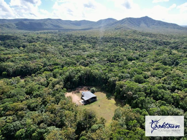 40 Kenny Road Cooktown QLD 4895