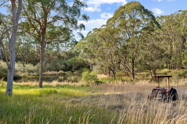 930 Freemans Drive Cooranbong NSW 2265 930 Freemans Drive Cooranbong NSW 2265